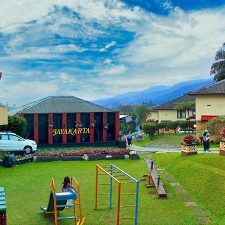 The Jayakarta Cisarua Hotel Puncak Kültér fotó