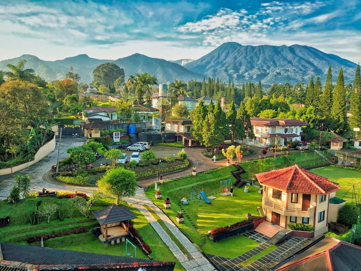 The Jayakarta Cisarua Hotel Puncak Kültér fotó