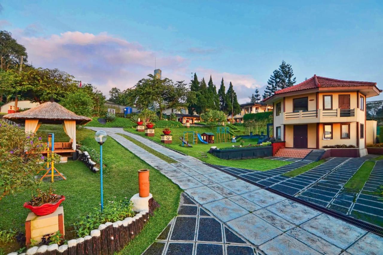 The Jayakarta Cisarua Hotel Puncak Kültér fotó