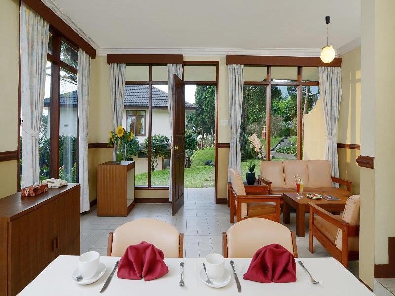 The Jayakarta Cisarua Hotel Puncak Kültér fotó