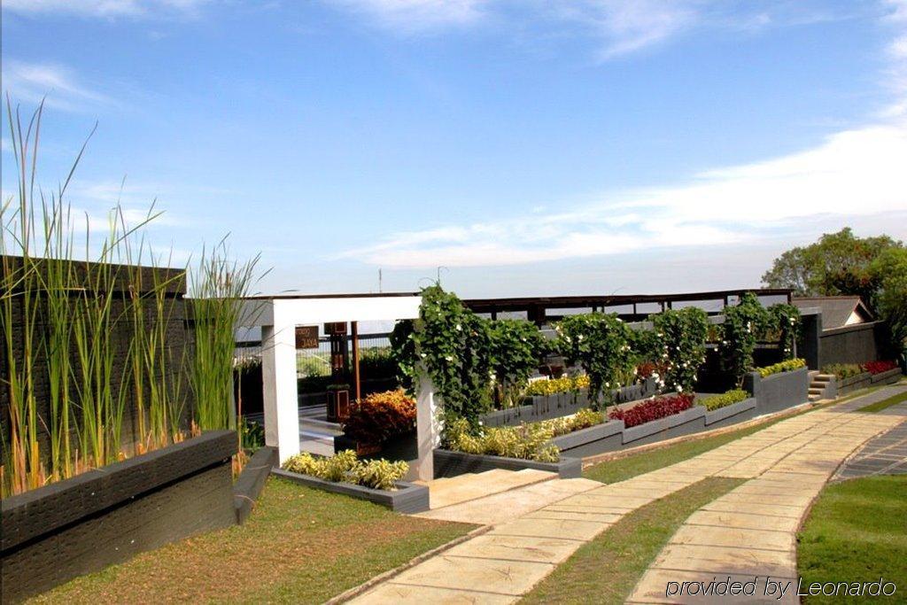 The Jayakarta Cisarua Hotel Puncak Kültér fotó